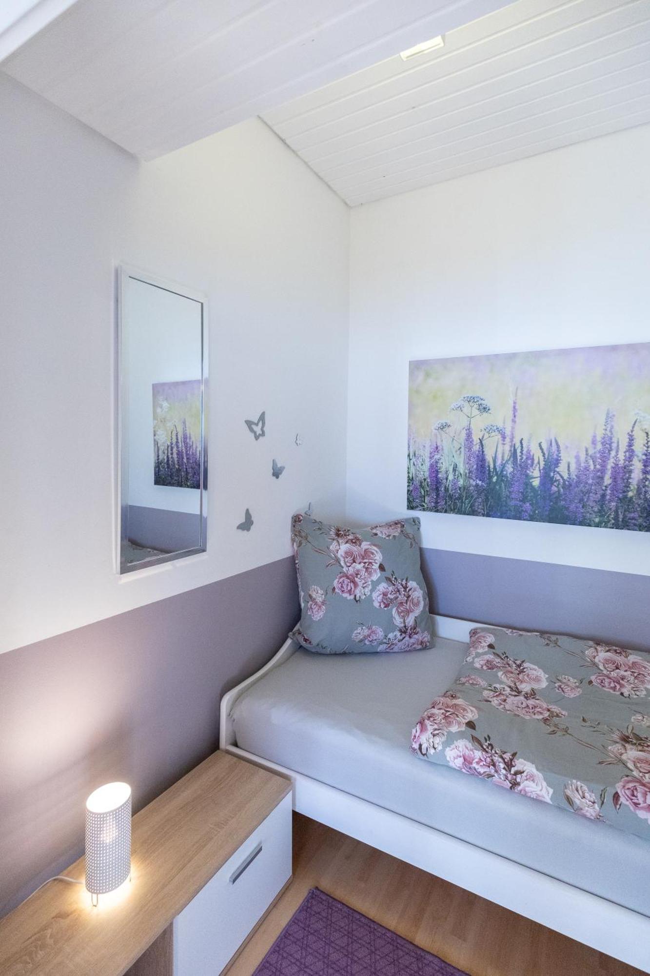 Elw, Sep. Eingang, Ueberdachte Terrasse, Naehe Backnang Appartement Althutte Buitenkant foto
