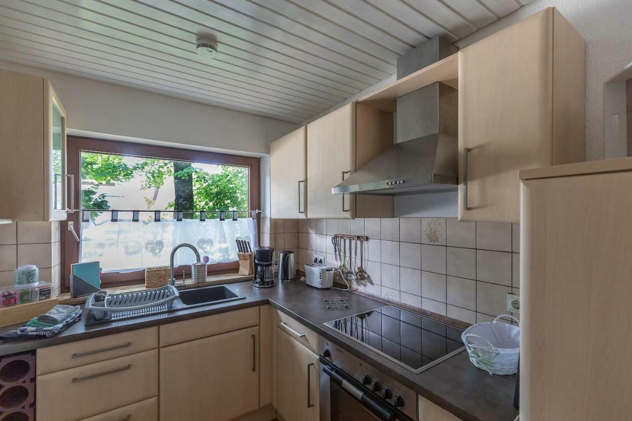 Elw, Sep. Eingang, Ueberdachte Terrasse, Naehe Backnang Appartement Althutte Buitenkant foto
